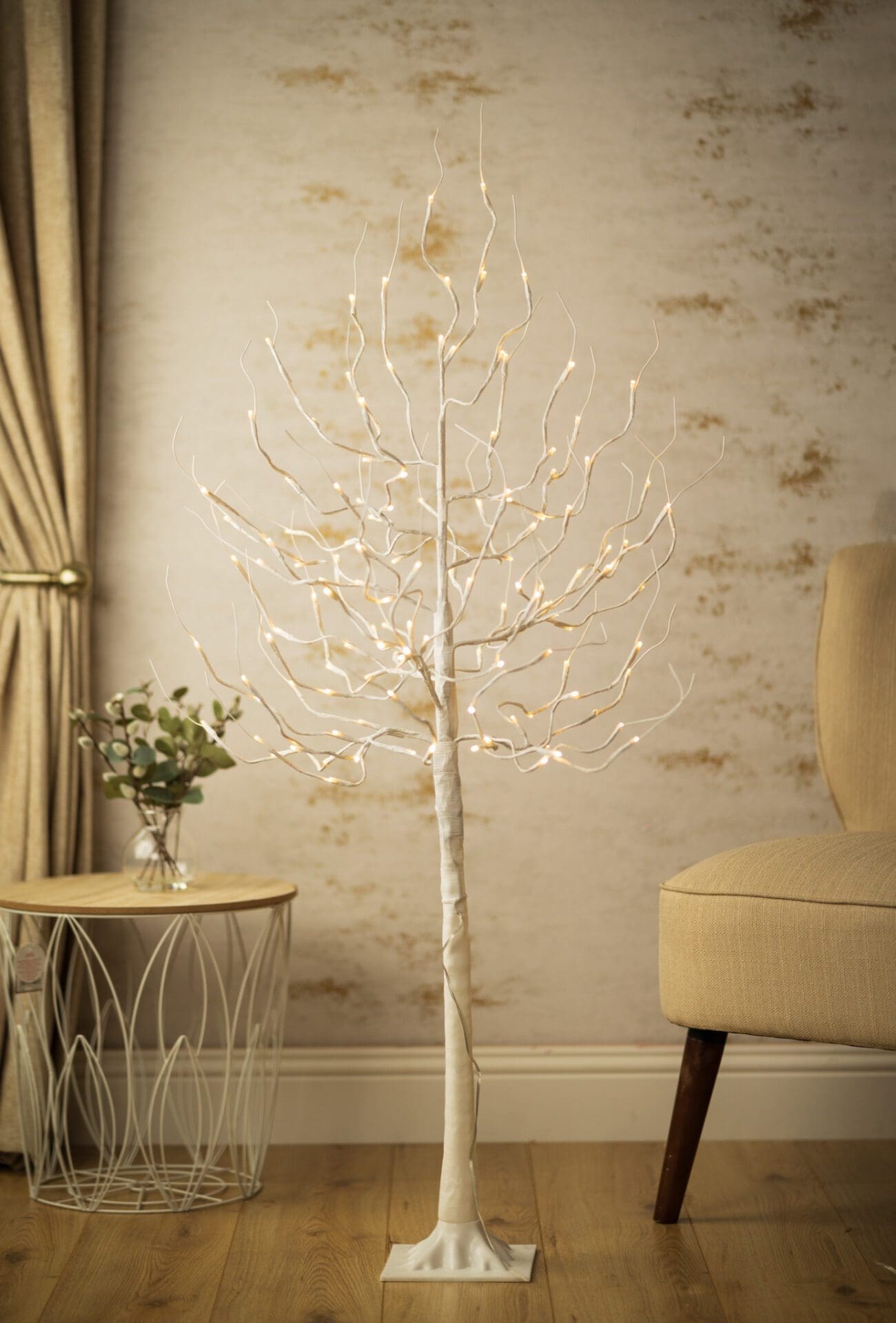 What is the name of a Christmas tree with sparse branches