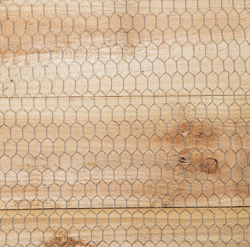 Galvanised wire mesh garden fence netting roll
