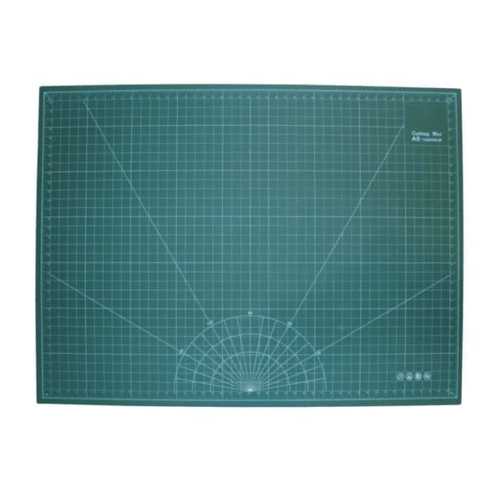 A0 cutting mat with grid lines