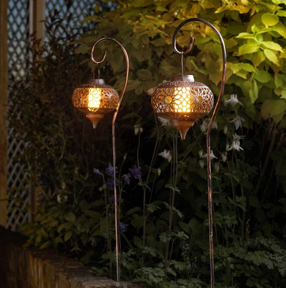 Moroccan solar stake lanterns with decorative crook design