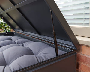 Outdoor aluminium storage chest