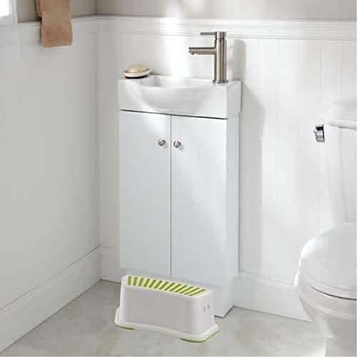 Lightweight child step stool with rubber feet