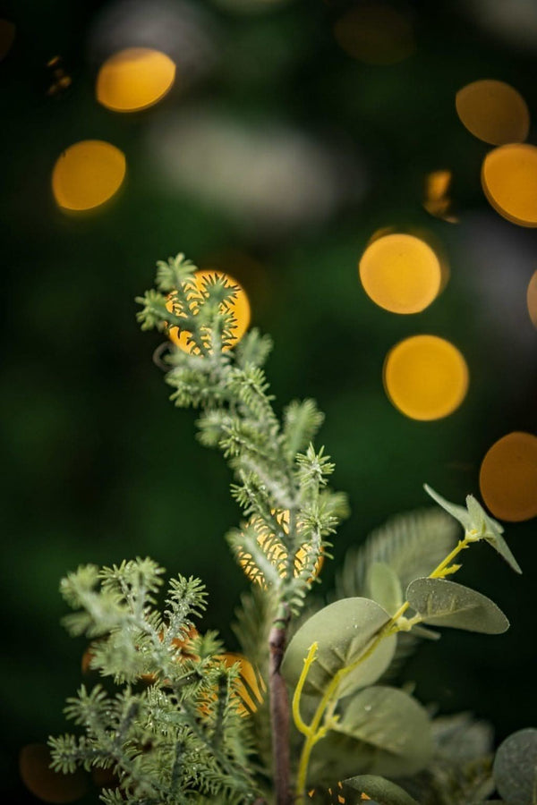 artificial-christmas-tree-with-jute-bags-burlap-sack