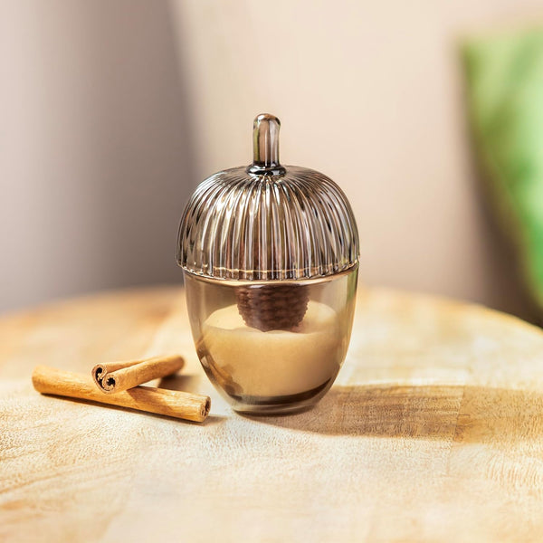 Acorn style pumpkin pie candle