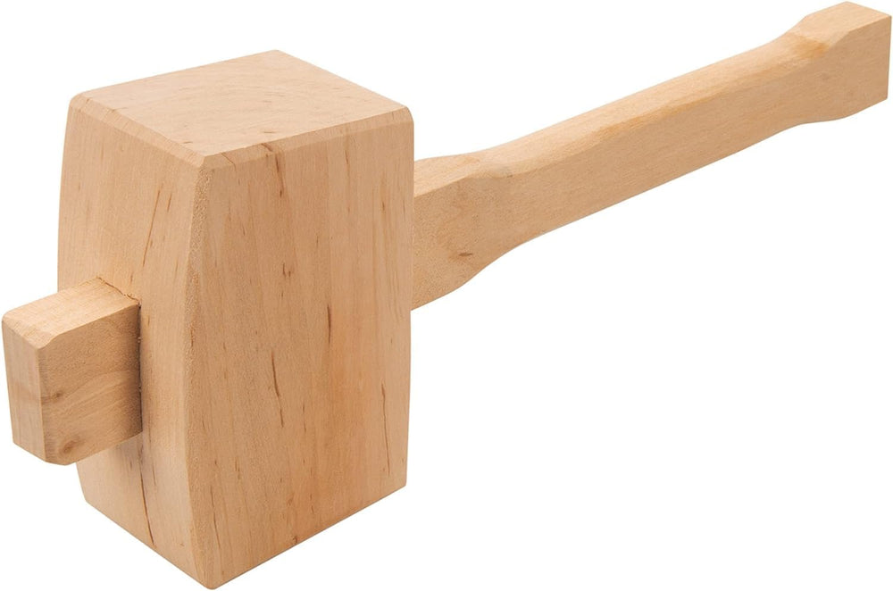 Beechwood carpenter's mallet with ergonomic handle