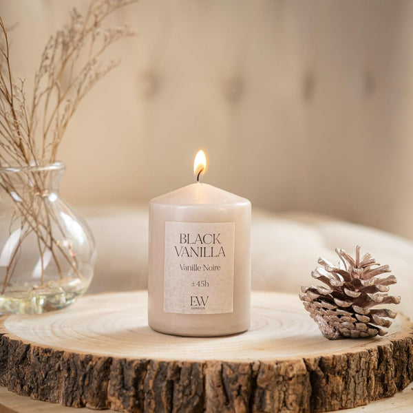 Long burning scented candle for home