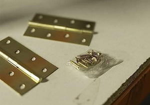 Heavy duty hinges for internal doors and cabinets