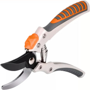 Bypass secateurs with carbon steel pruning blade