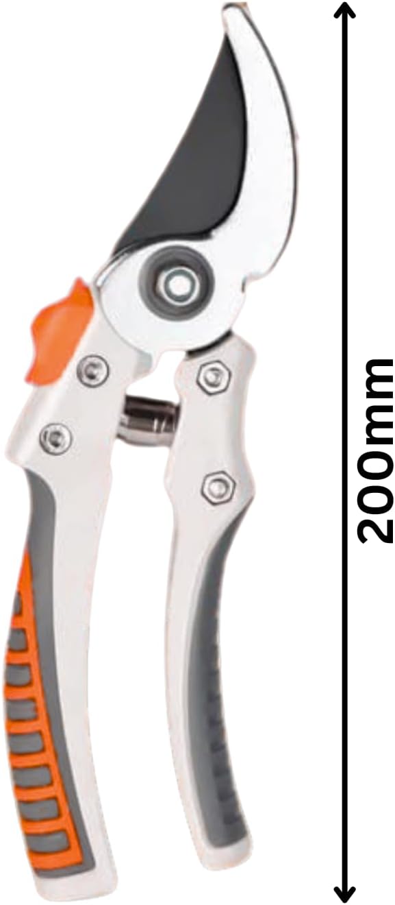 Heavy duty garden pruning shears with safety lock