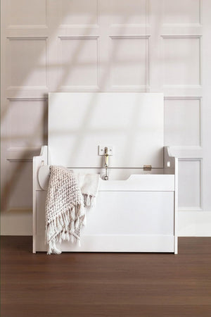 Large children’s toy box with bench seating