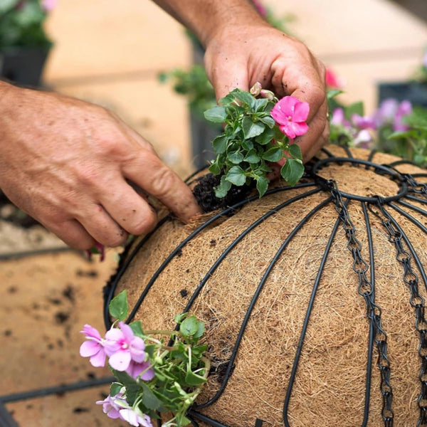 hanging basket liner for outdoor flowers