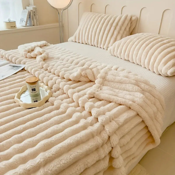 Luxurious Faux Rabbit Fur Throw Blanket - Soft, Warm & Cozy