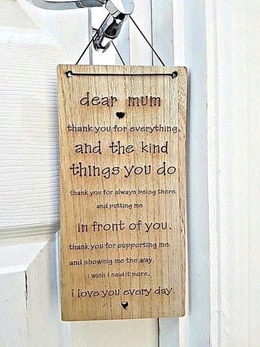 Rustic Hanging Dear Mum Plaque
