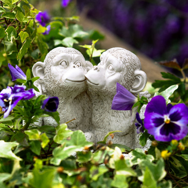 Freestanding resin animal ornament displayed outdoors
