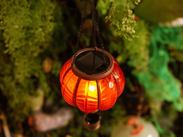Hot air balloon solar light shown from front