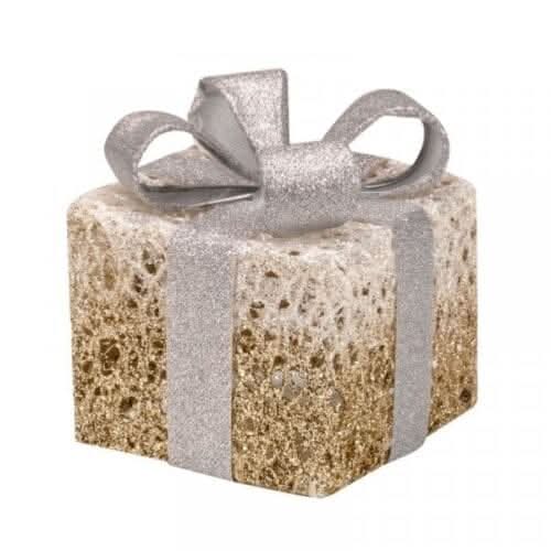 Christmas-Gift-box-decor