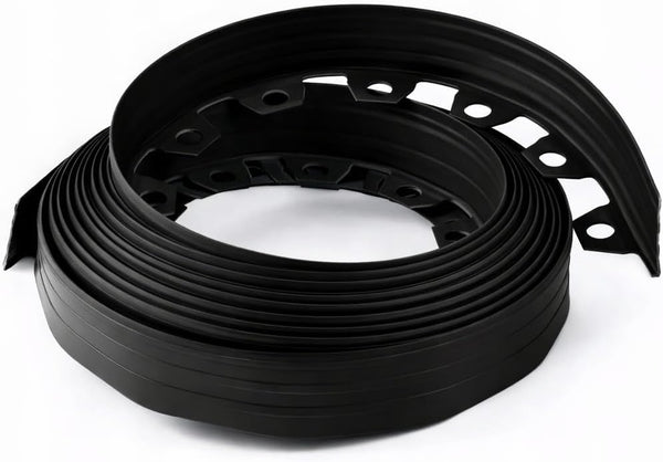 Flexible landscaping edging black