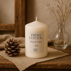 Fresh laundry scented candle for home