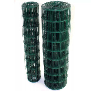Green wire mesh fencing for rabbit outdoor enclosure