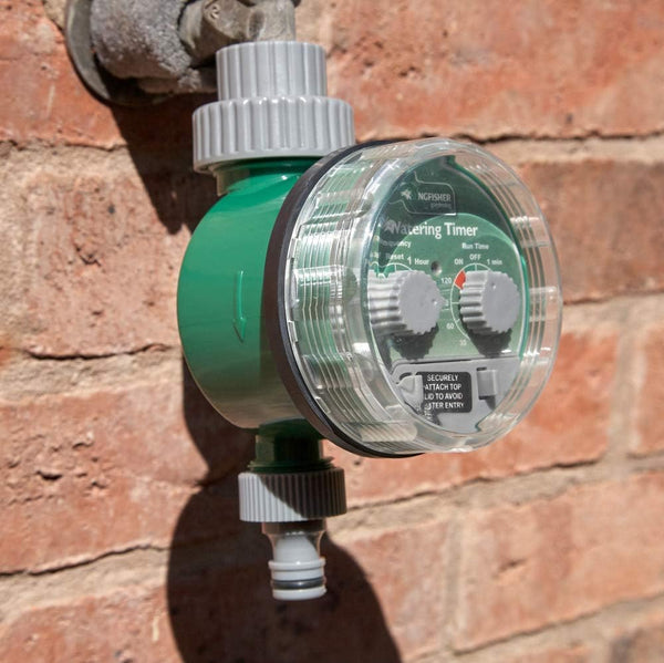 Automatic hose watering timer outdoor