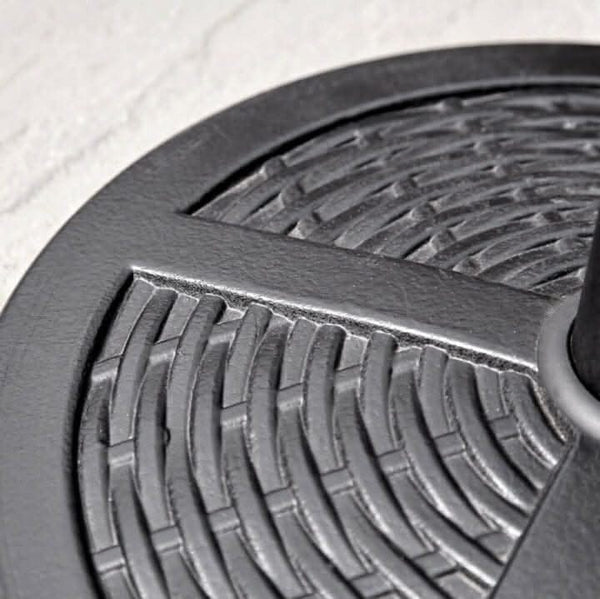 Outdoor parasol base for patios and balconies