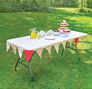 Heavy duty 6ft white folding trestle table
