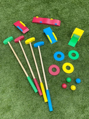 Kids wooden golf set with clubs balls and ramps