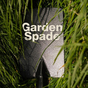 Long handled garden spade with ergonomic grip