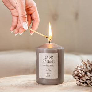 Decorative dark amber candle for living room décor.