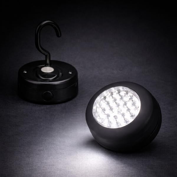 magnetic utility light for workshops