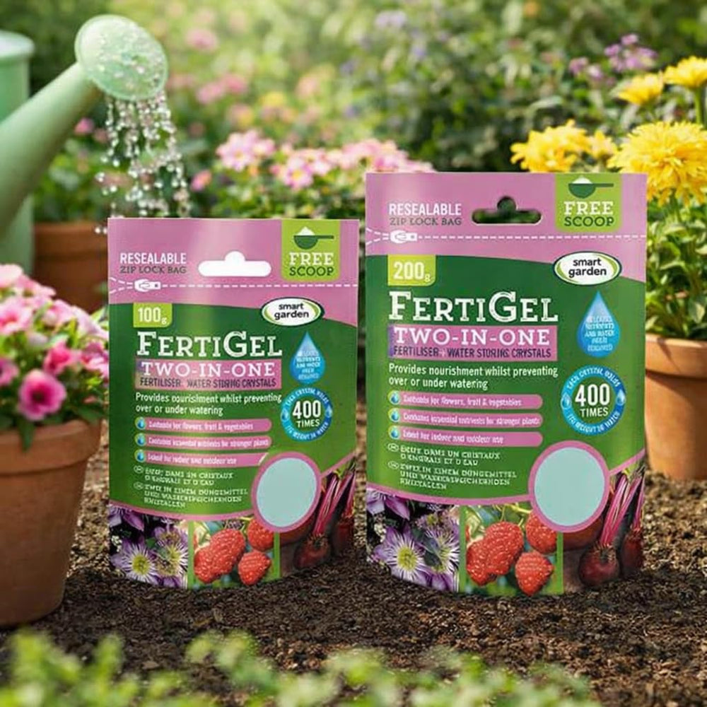 Moisture retaining fertiliser gel granules for healthy plant growth