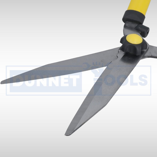 Garden hedge cutter with extendable handles