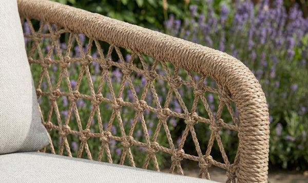 Modern garden lounge furniture