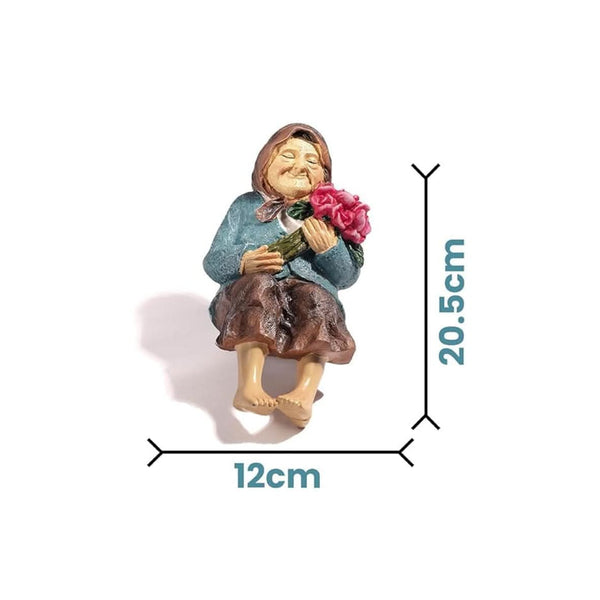 Decorative grandmother garden statue