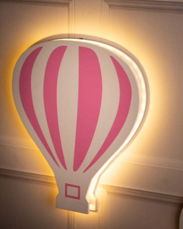 Hot air balloon night light with rear picture hook