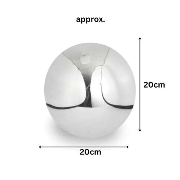 Reflective stainless steel sphere garden ornament