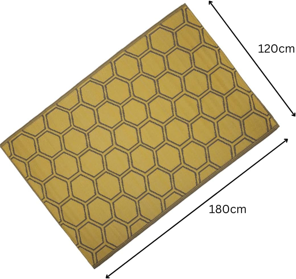 Large geometric indoor outdoor rug for patio