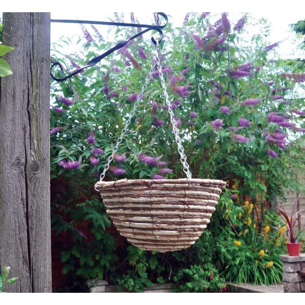 Willow hanging flower basket with metal frame and liner