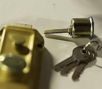rim night latch