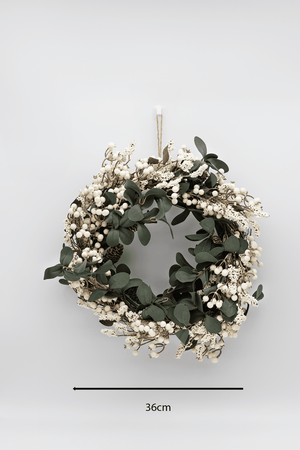Winter berry Christmas Wreath