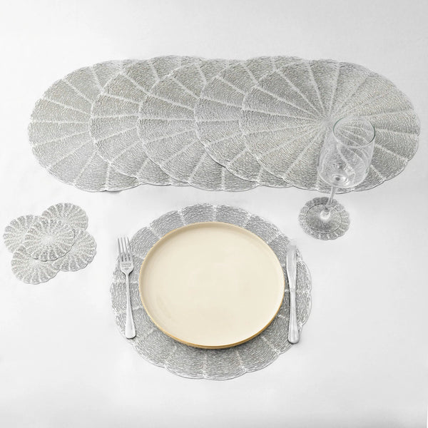 Set of 6 Silver Round Placemats And Coaster