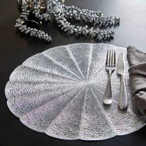 Set of 6 Silver Round Placemats And Coaster