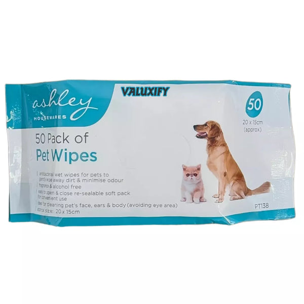 Pack of pet wipes with a dog and cat illustration on a white background