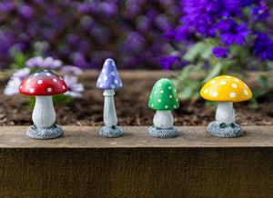 Polyresin mushroom decorations for fairy garden display