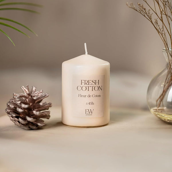 Soy wax candle with fresh cotton scent