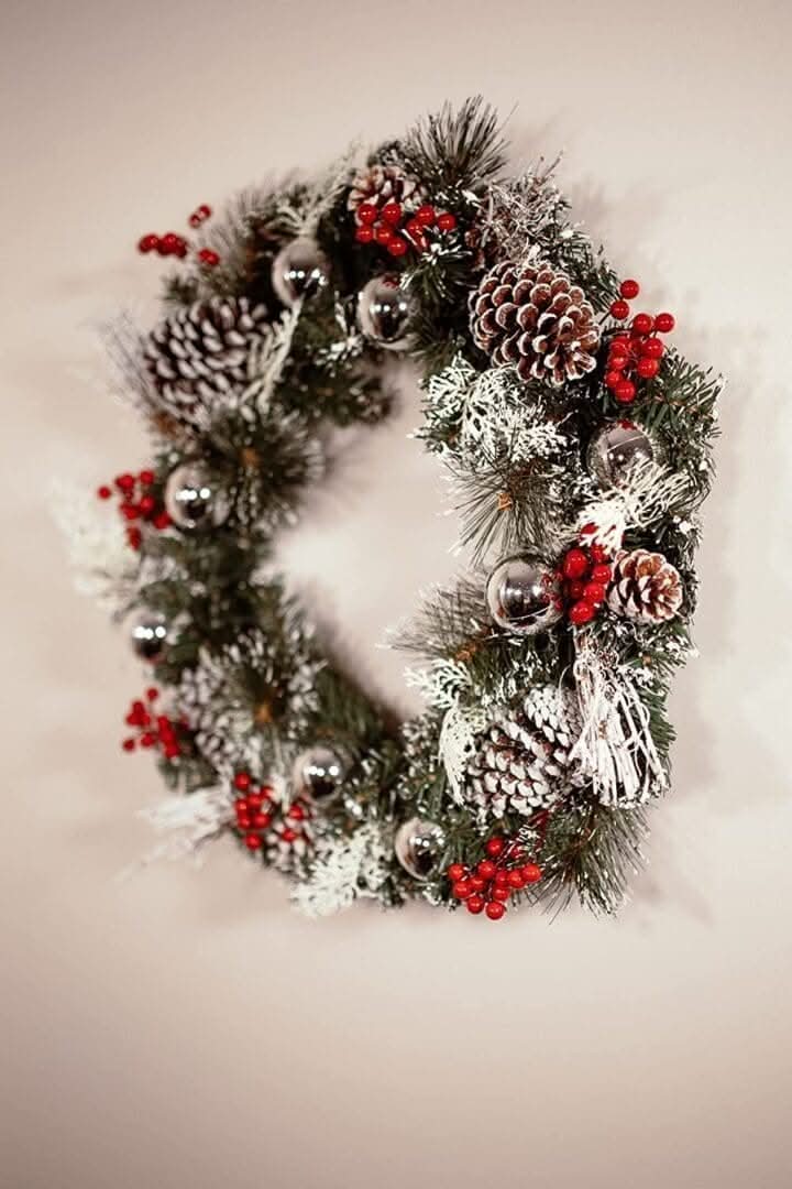 Snow Dusted Christmas Wreath 50cm