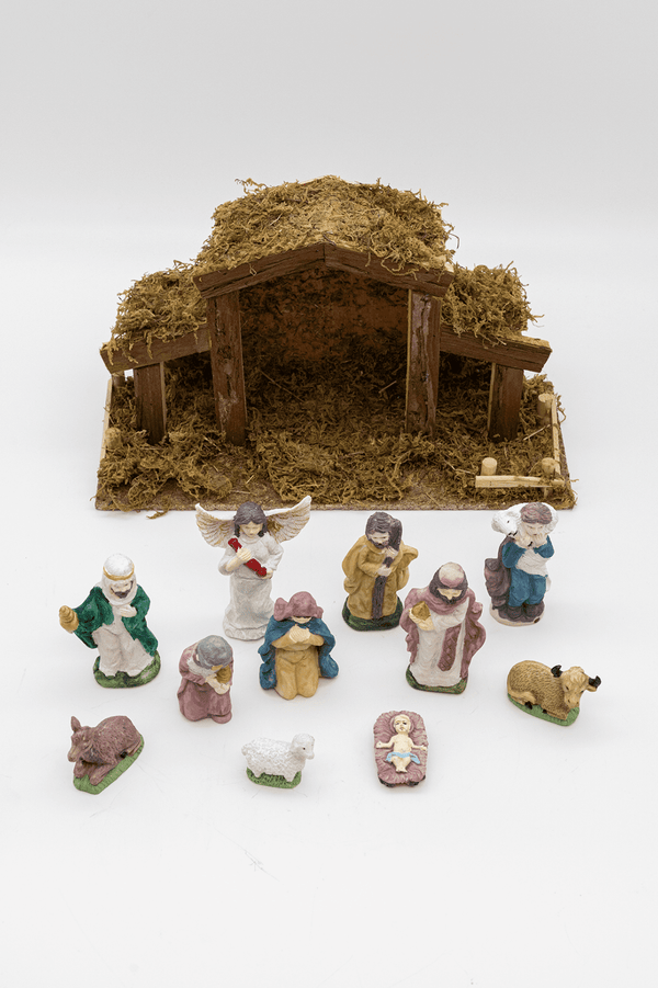 Resin Christmas stable scene with the Three Wise Men