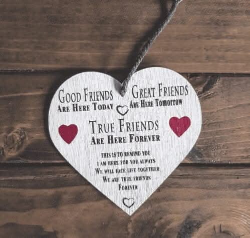 True Friends heart shaped wooden hanging plaque