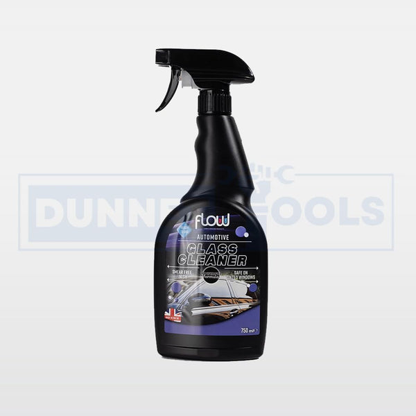 Car detailing glass cleaner spray