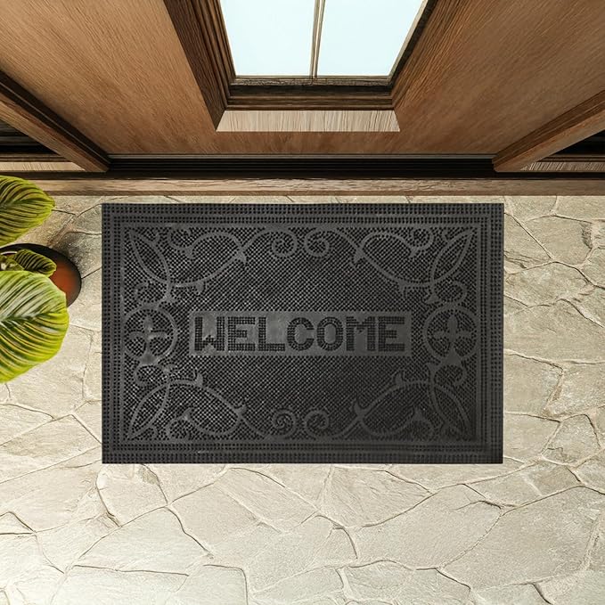 Welcome rubber door mat measuring 60 x 40cm